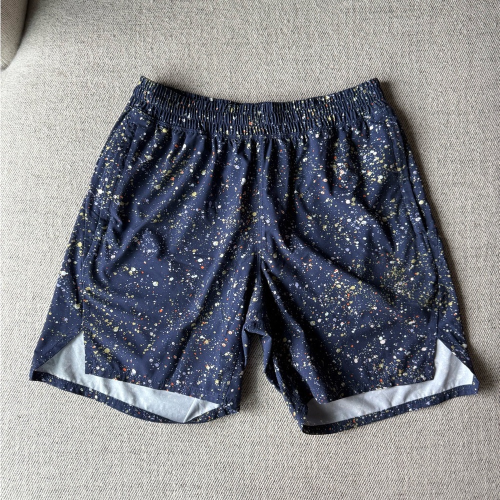 Men’s All In Motion Shorts 7” - Small